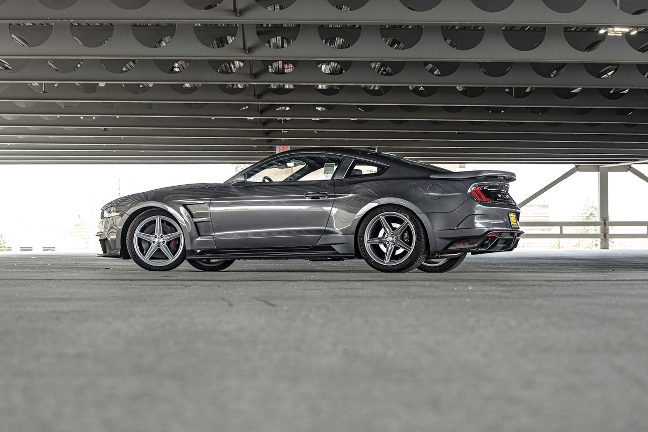 2019 Ford Mustang - Foose CF8 - Silver | EFX Tires